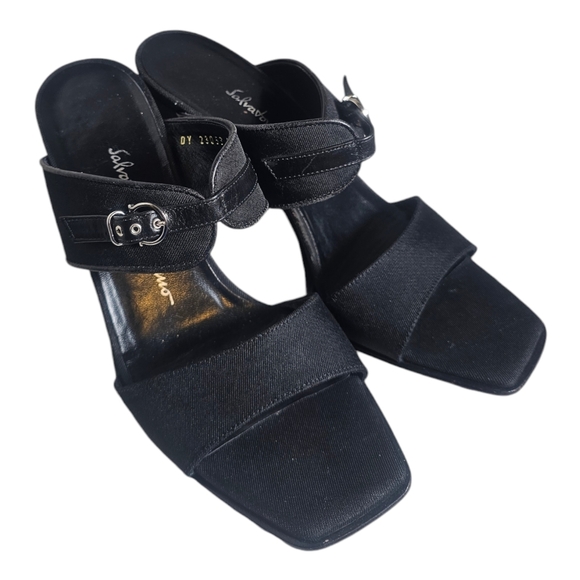 Olivia Ferragamo Black Leather Ankle Straps 4" Platform Heels Size 6 - Picture 1 of 10